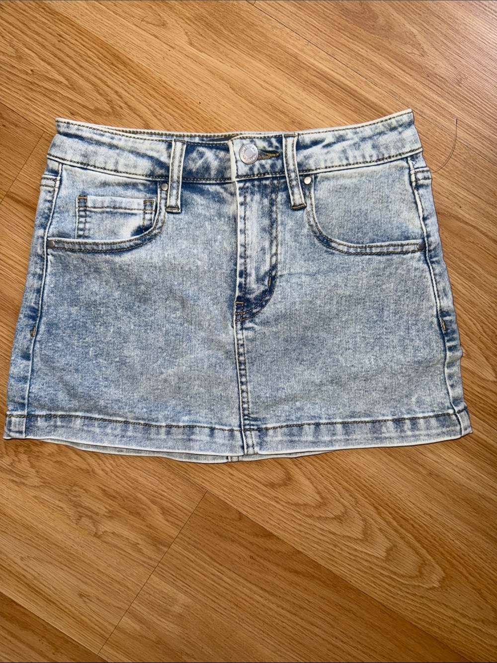 NEW Indigo Rising Light Wash Denim Mini Skirt Jean Size 0 Juniors